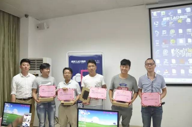 1497339823327945.png blob.png